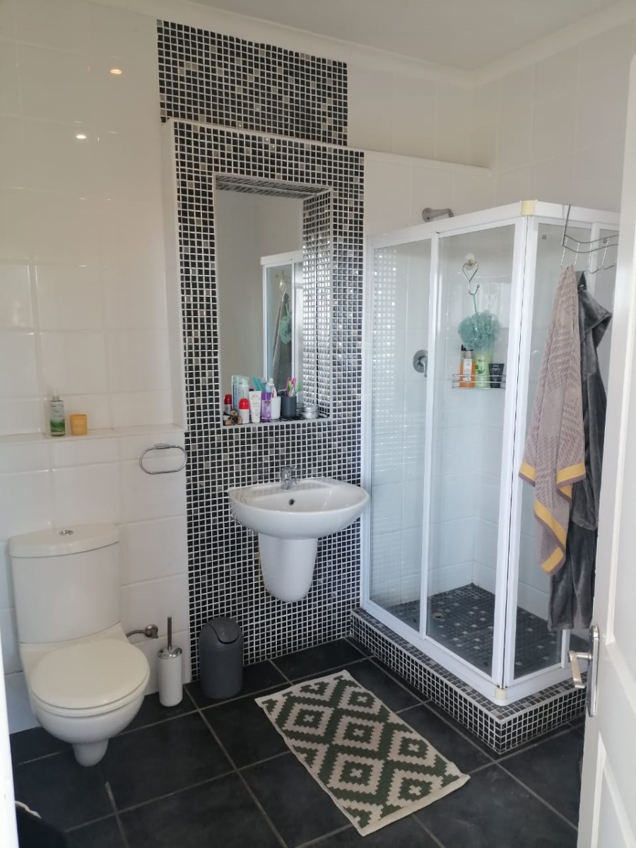 5 Bedroom Property for Sale in Tre Donne Estate Western Cape